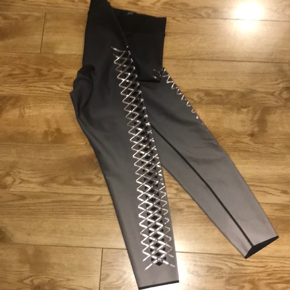 Ultracor Black and Silver Leggings